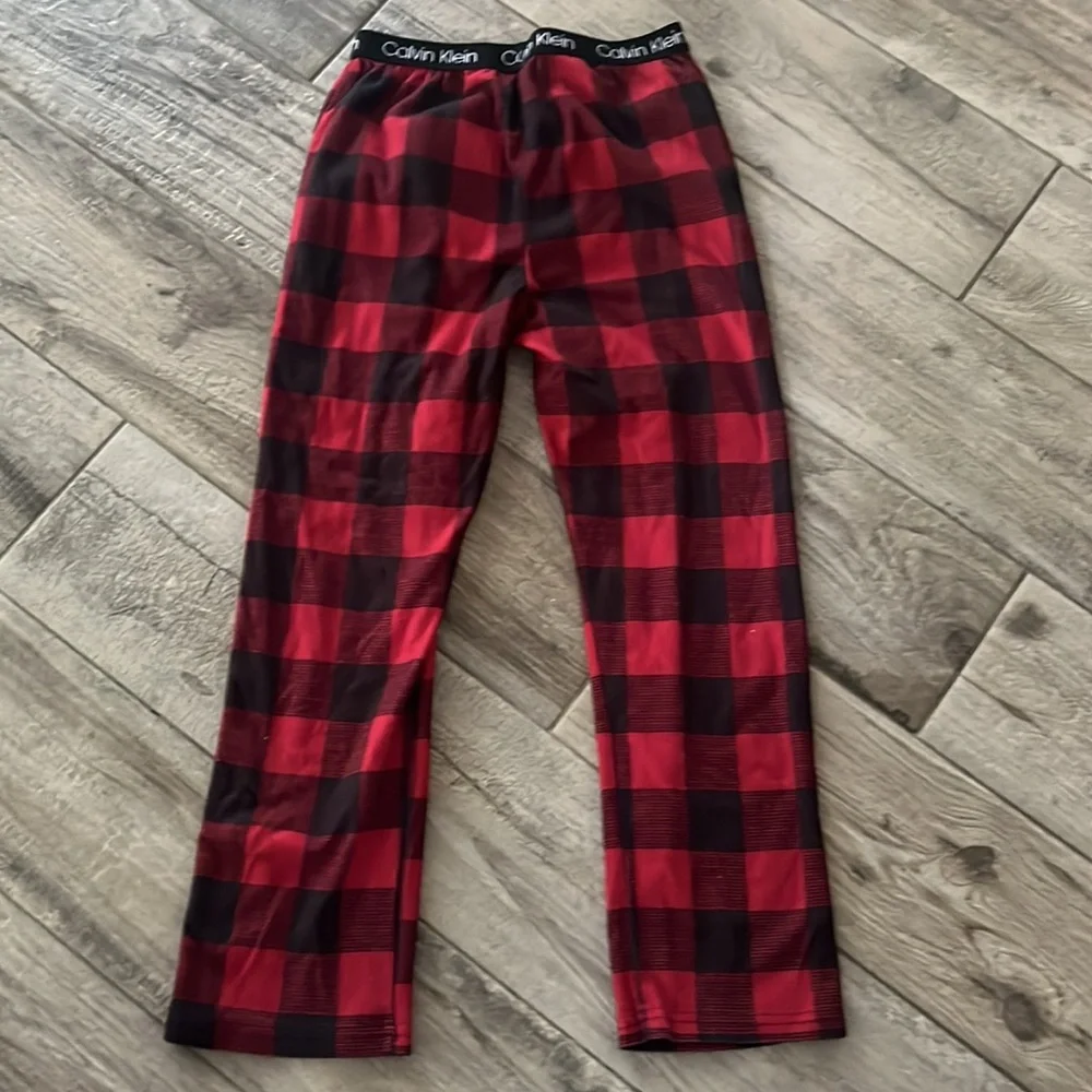 Bundle of 2 Calvin Klein flannel pj bottoms, sz 7/8
